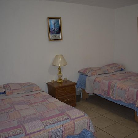 Blanquita Guesthouse Manuel F. Martínez Exteriér fotografie
