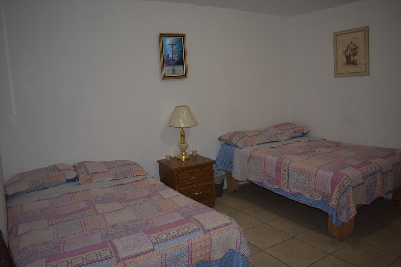 Blanquita Guesthouse Manuel F. Martínez Exteriér fotografie
